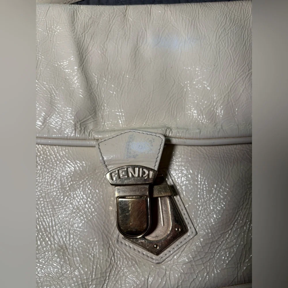 Authentic Fendi Patent Leather Cream Crossbody Bag with Adjustable Strap - Picture 2 of 15